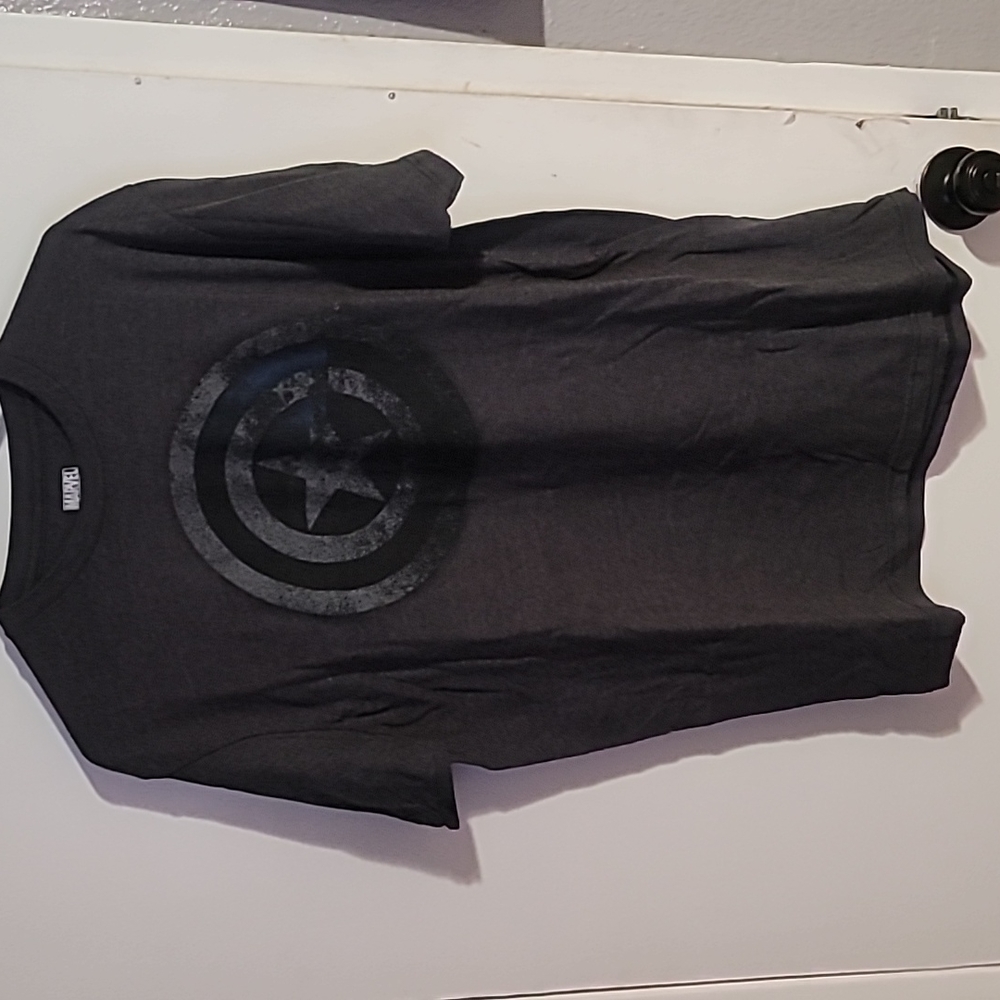 MARVEL T-SHIRT